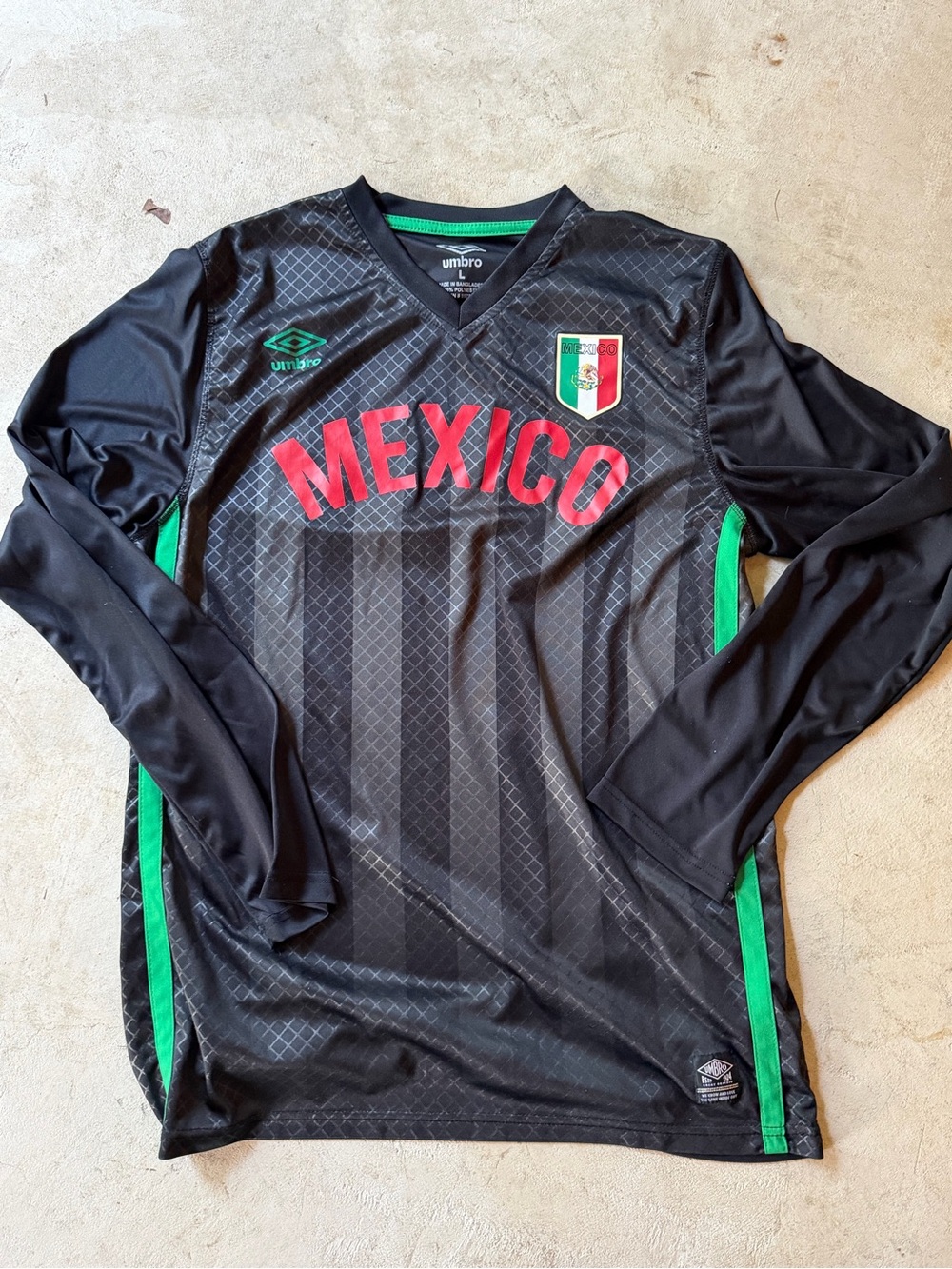 Umbro Black Mexico Long Sleeve Fan Jersey with Green Accents